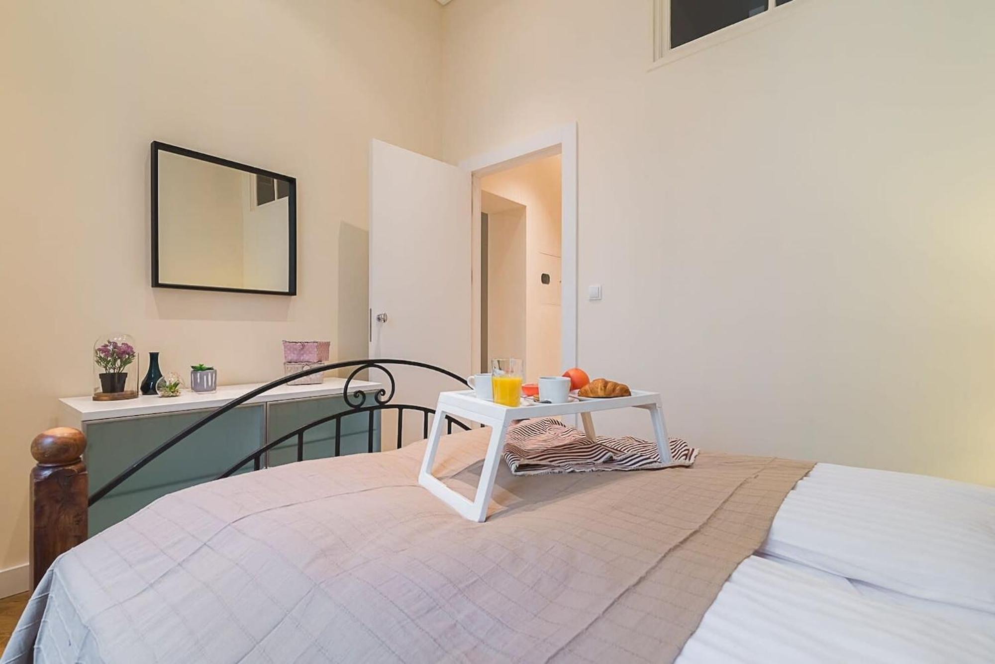 Rent Like - Hoza 39 Warschau